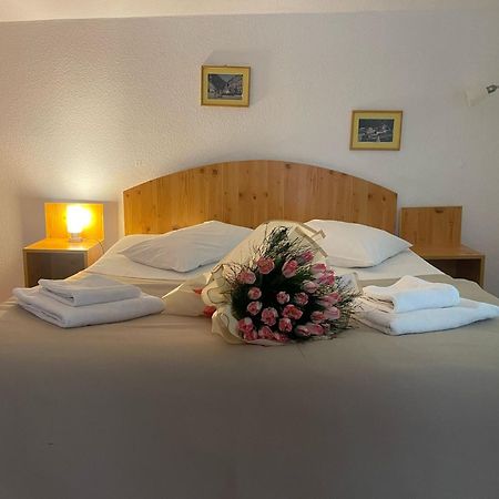 Pensiunea Casa Dimitrios-Băile Herculane Eksteriør billede